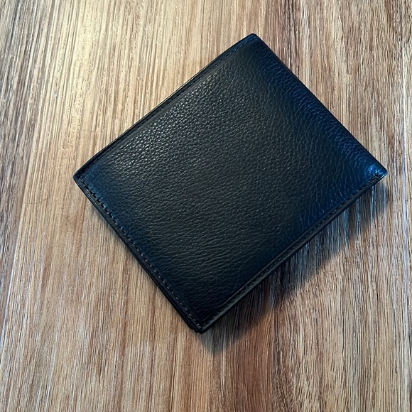 Deerfield Leathers Wallet - Picture 7 of 7